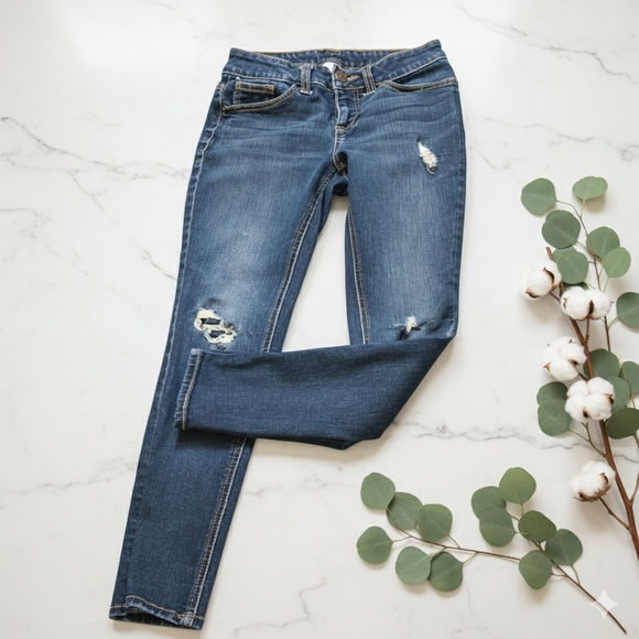 Time and Tru Denim - 6 Petite Distressed Blue Jeans